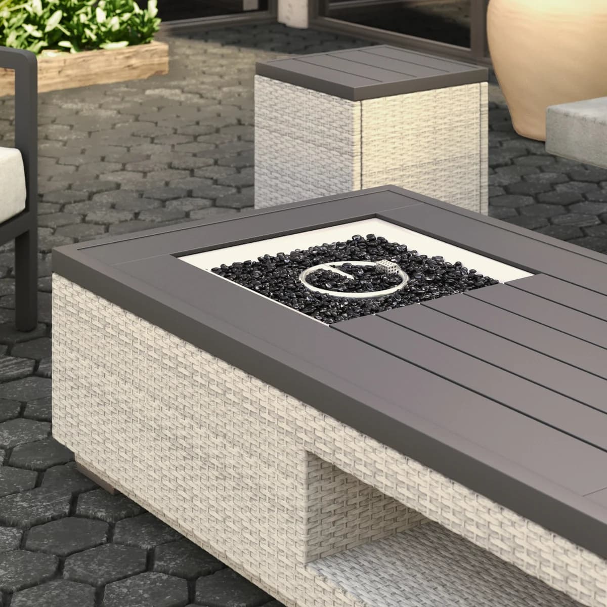 Saesin Fire Table with External Tank Storage image 5