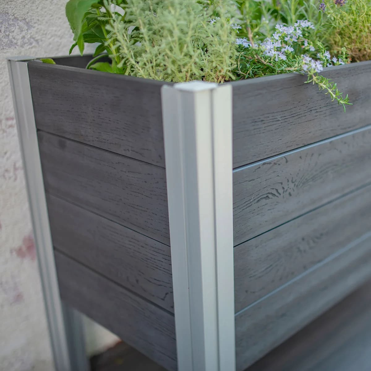 Vita Urbana Greens Elevated Garden image 7