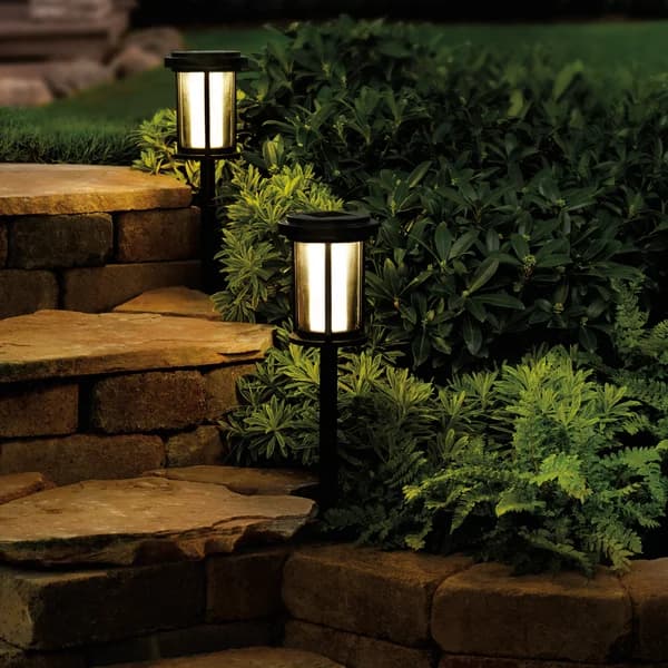 Naturally Solar Large LED Pathway Lights, 8-Pack image 2
