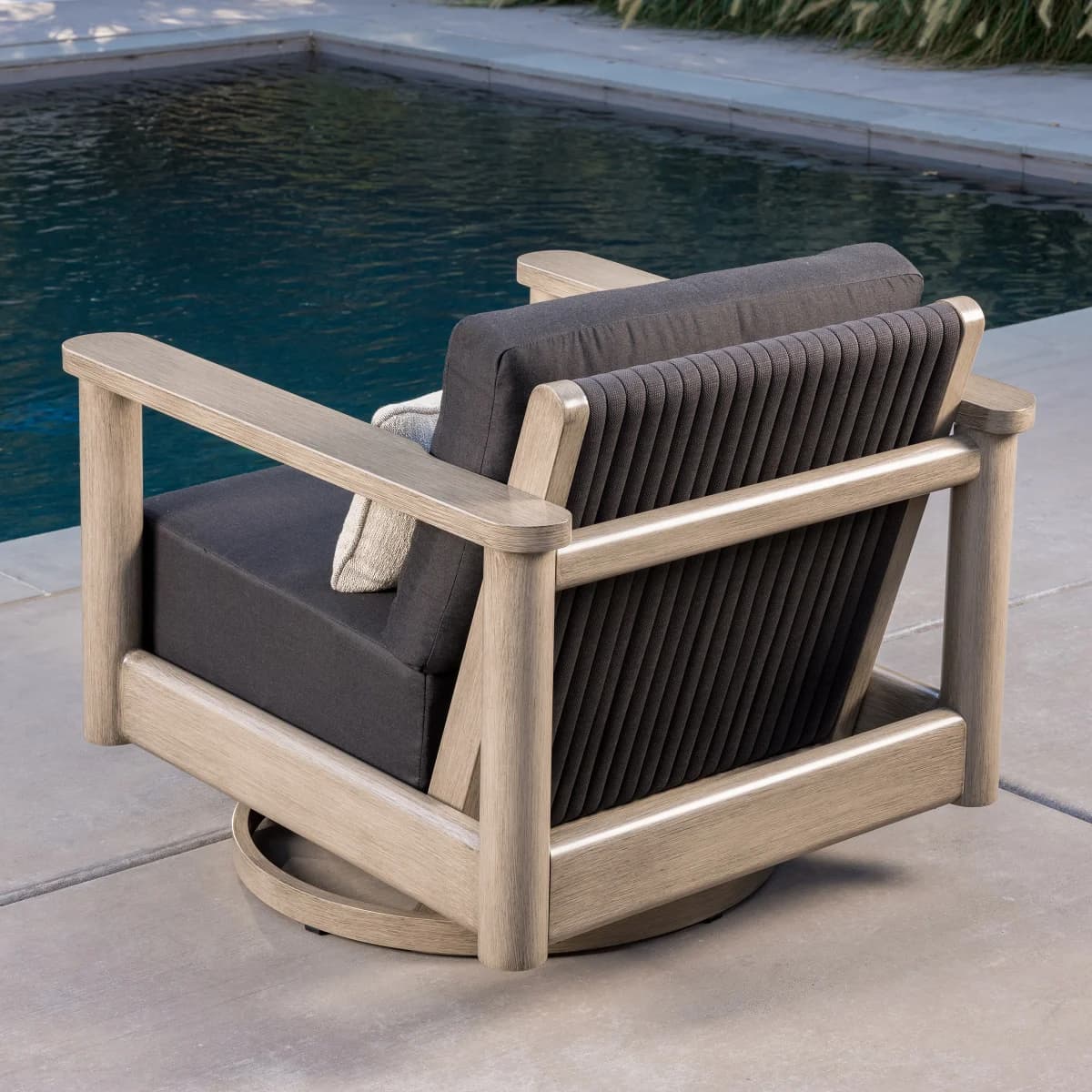 Barton 4-Piece Seating Set image 5