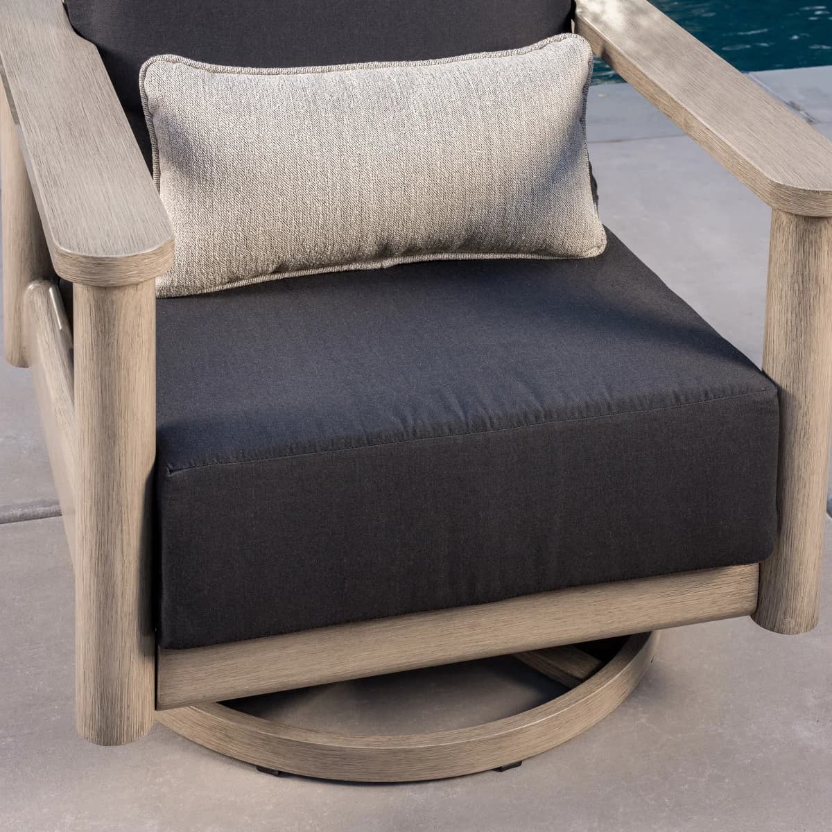 Barton 4-Piece Seating Set image 8