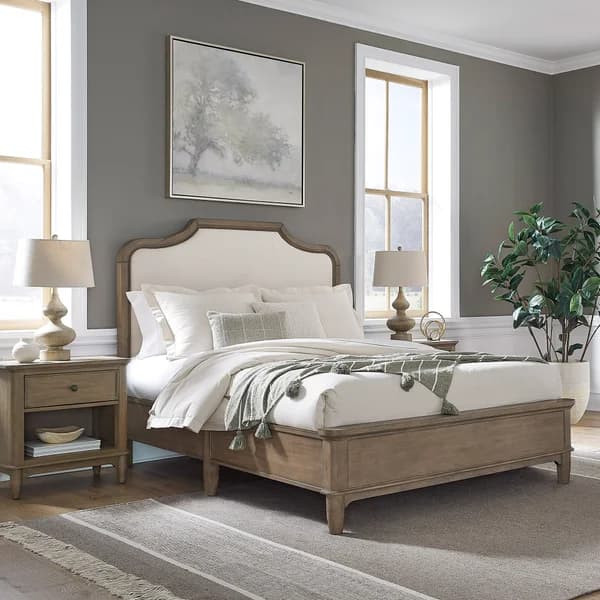Universal Broadmoore Lila Bed, King