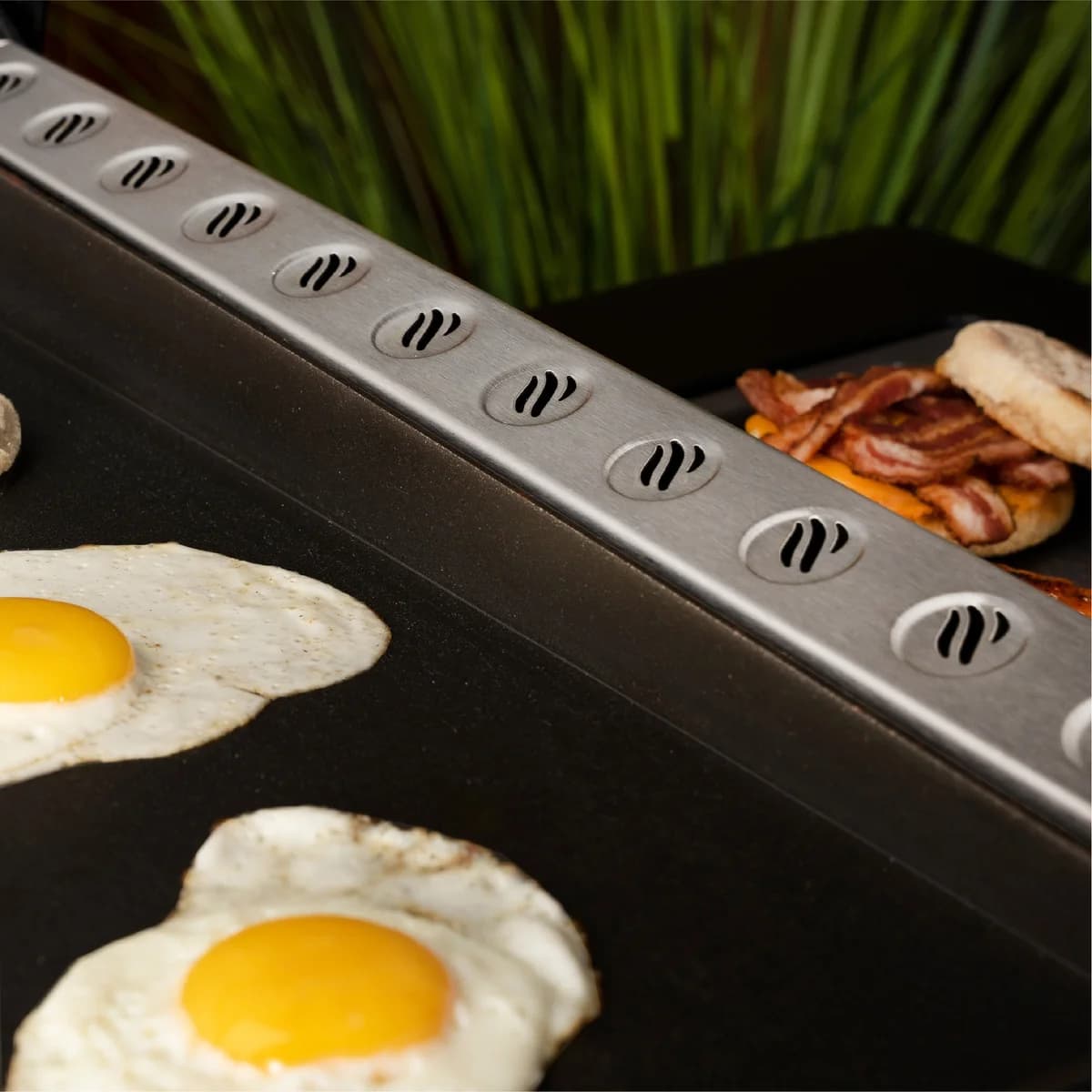 Blackstone 36" Cabinet Griddle with Air Fryer & Cover