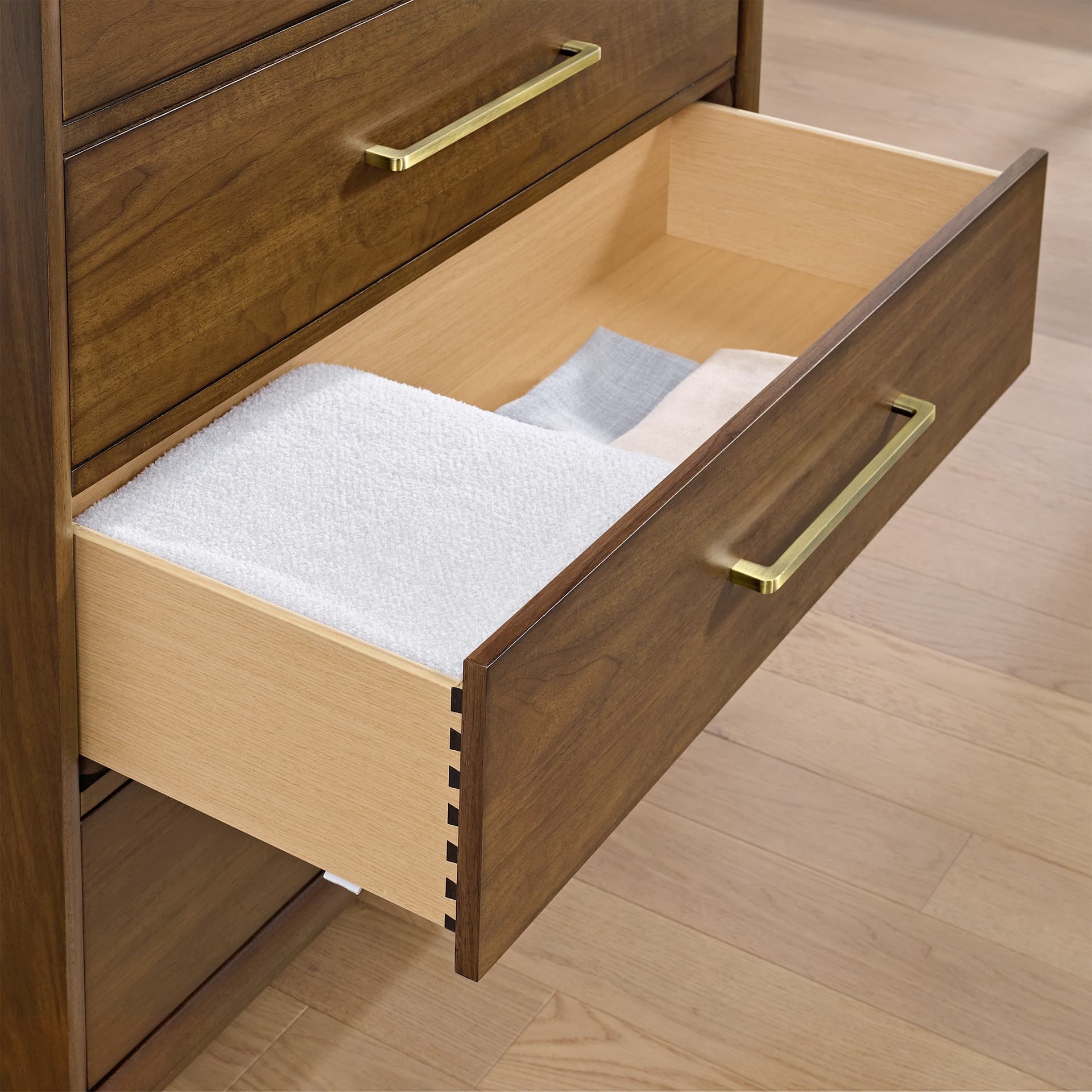 Marina Del Rey Drawer Chest image 5