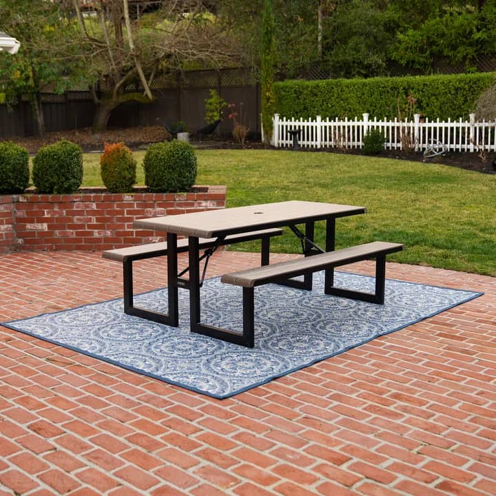Lifetime Picnic Table